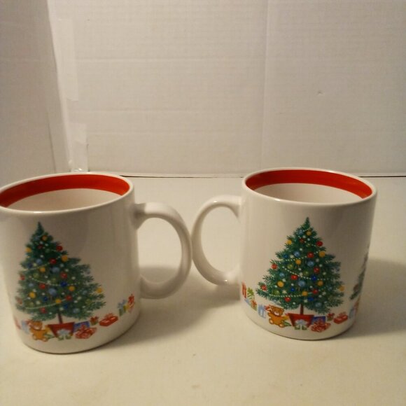 Himark Japan Mug Christmas Tree Gifts Happy Holidays Lot of 2 - Picture 4 of 9